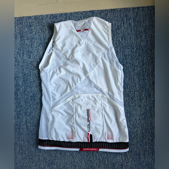 Louis Garneau women’s bike jersey - Picture 4 of 5